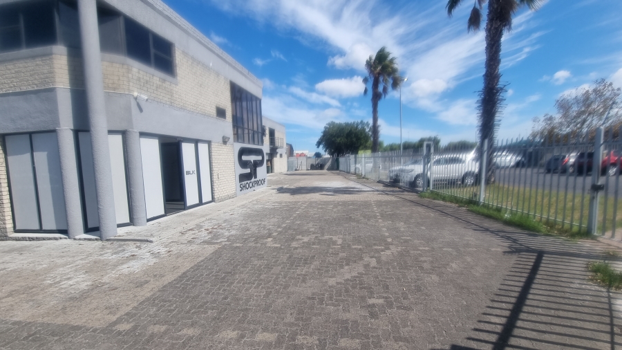 To Let commercial Property for Rent in Montague Gardens Western Cape